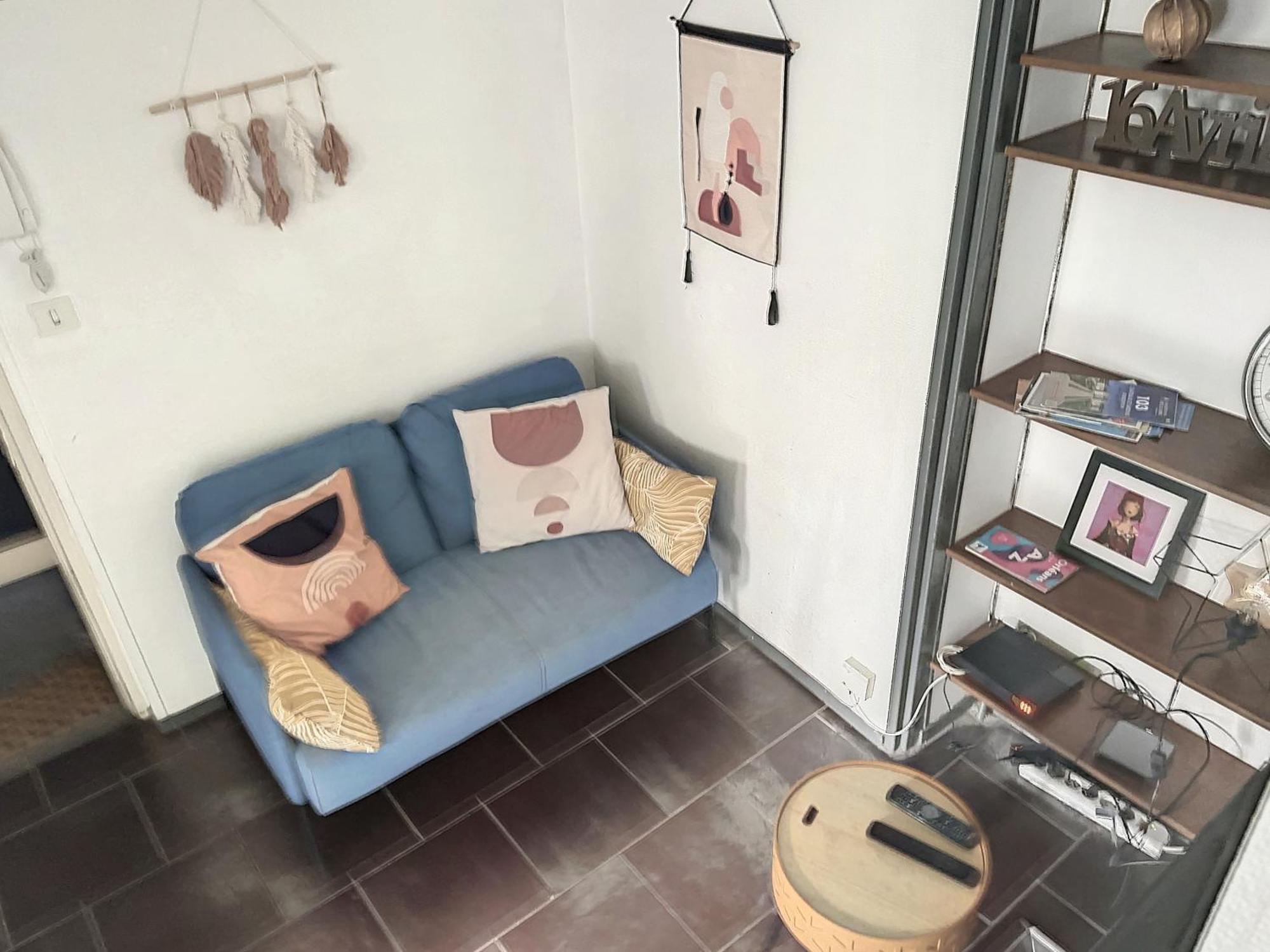 Apartamento Petit T2 duplex centre Orléans au calme Exterior foto