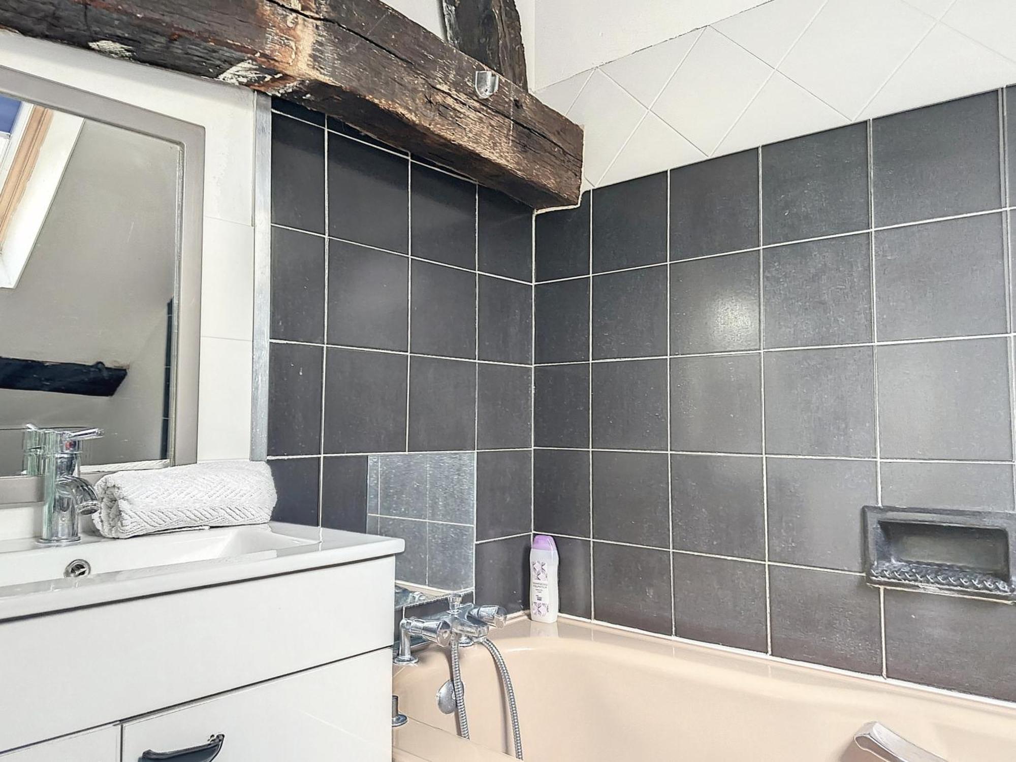 Apartamento Petit T2 duplex centre Orléans au calme Exterior foto